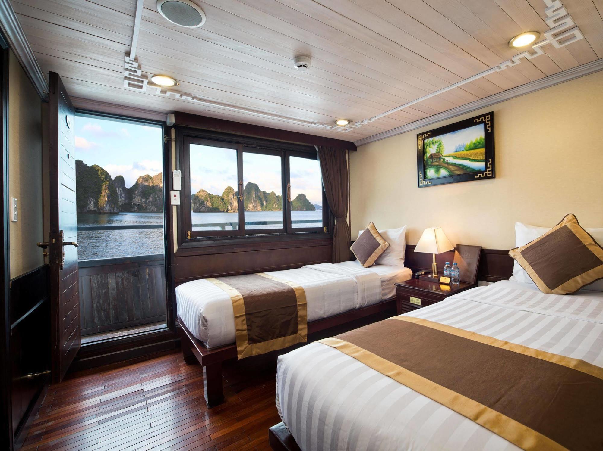 Halong Glory Legend Cruise Hotel Ha Long Exterior photo